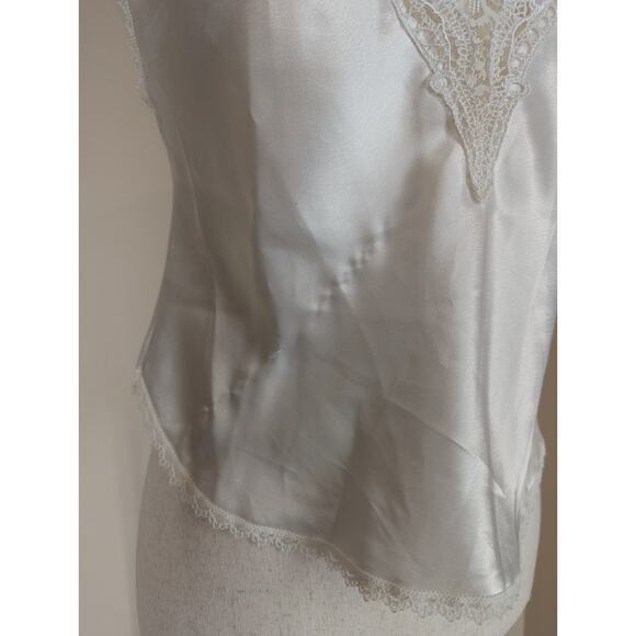 Vintage Indulgence Ivory Satin Lace and Pearl Trim Cropped Camisole Size 34 USA - Picture 3 of 10